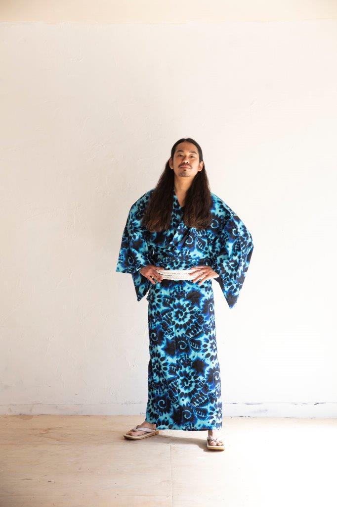 藤柄の藍染めの浴衣　yukata kimono 藤柄の藍染めの浴衣yukata kimono