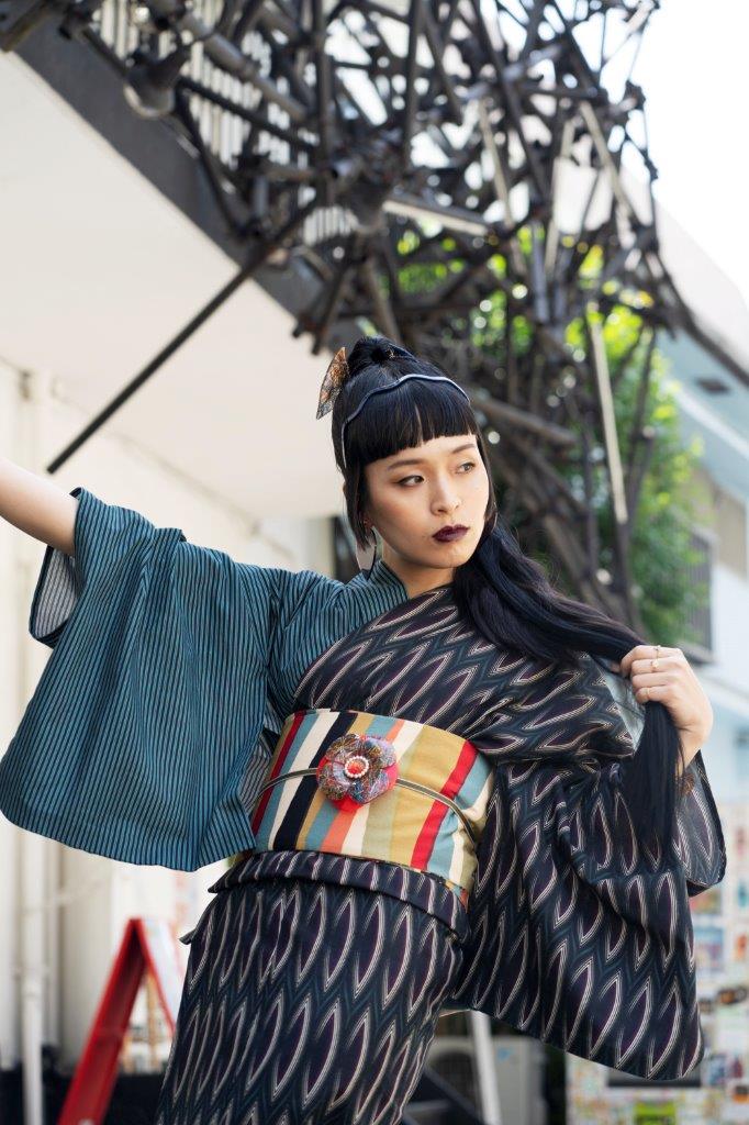 新品 蓮子/睡蓮 刺繍 ハンド&ショルダーバッグ：シノワズリ・和装・漢服・旗袍に Amazon | [ZXHNB] ショルダーバッグ シノワズリ 「中国趣味」青